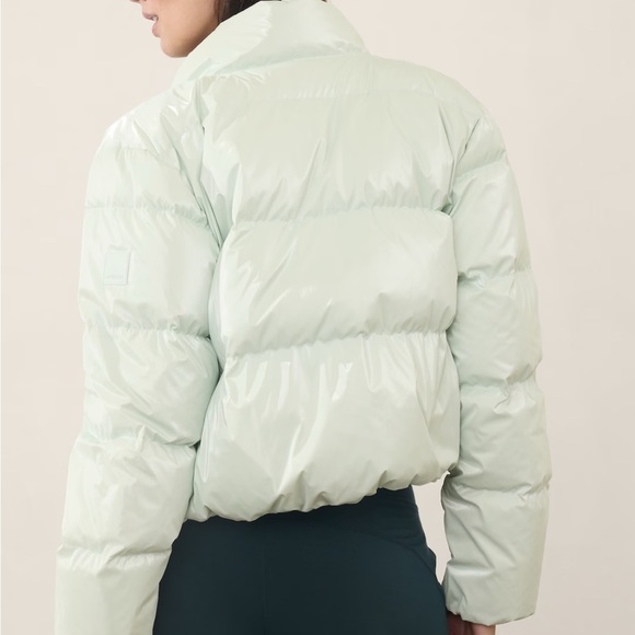 Athleta Summit Cropped Puffer in Off White - Picture 2 of 6